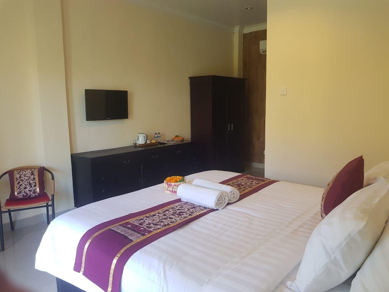 Liyer House Hotel Lodtunduh Ngoại thất bức ảnh