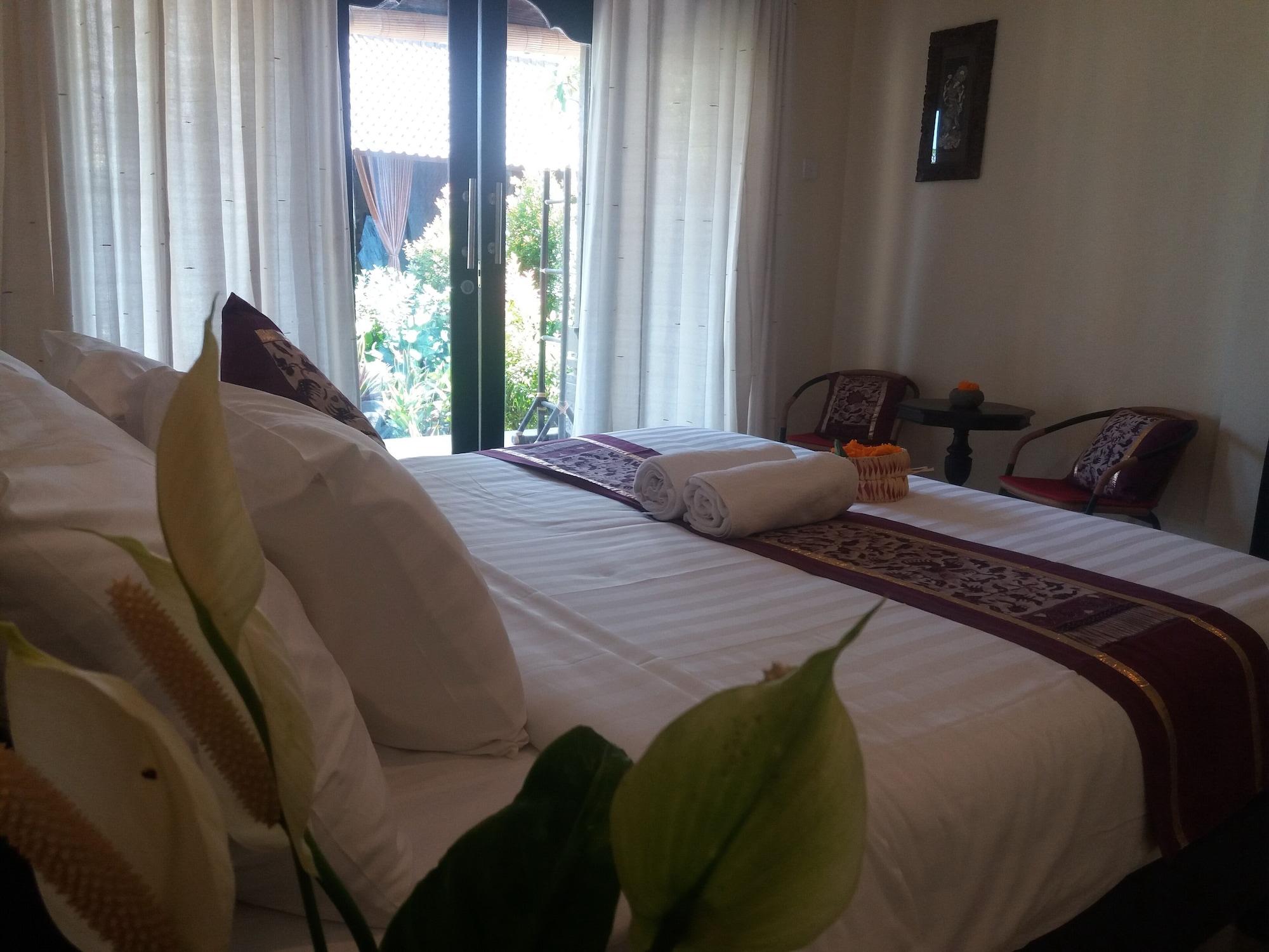 Liyer House Hotel Lodtunduh Ngoại thất bức ảnh